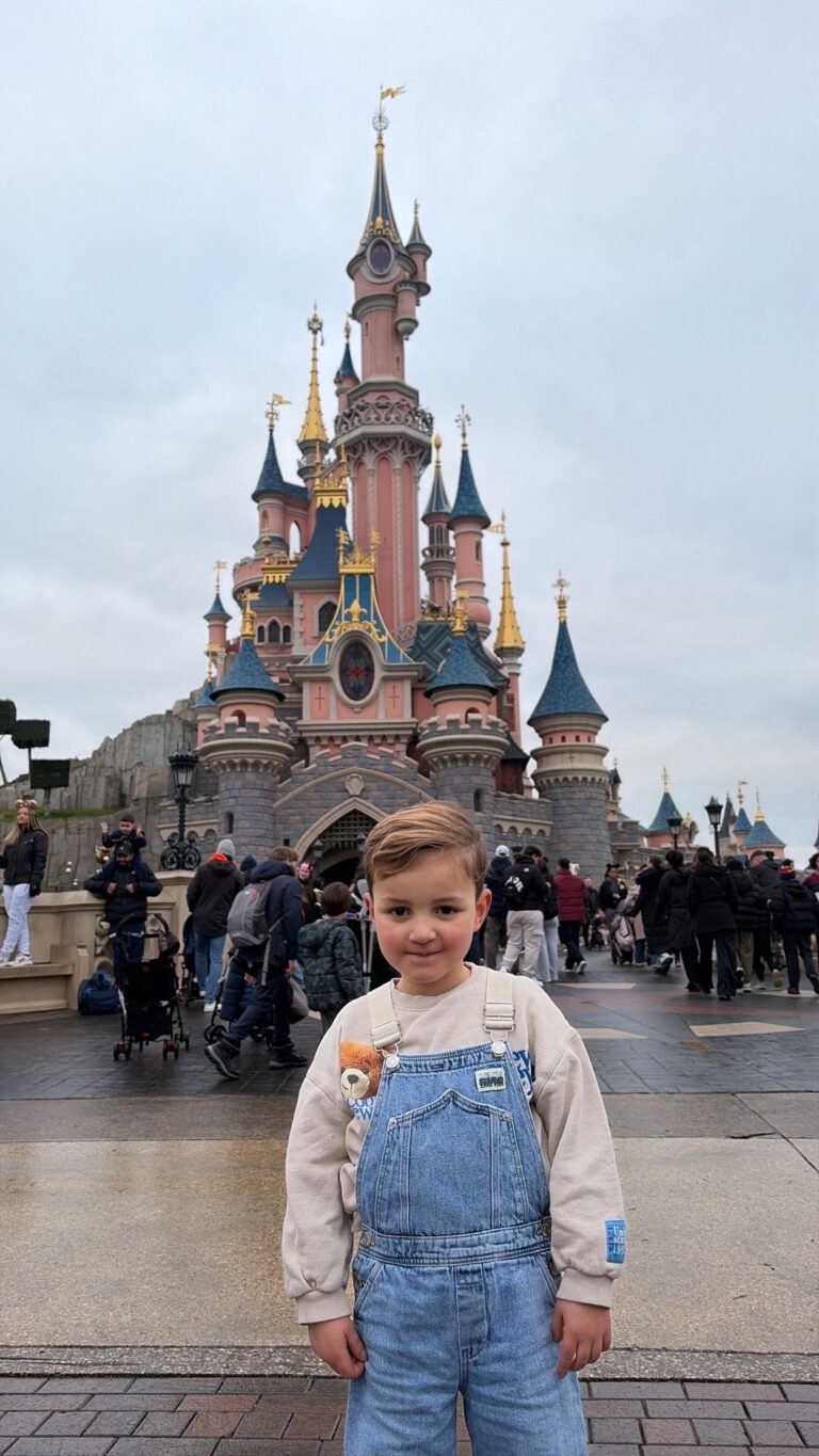 Décembre 2025 – Un petit héros de l&rsquo;asso à Disney